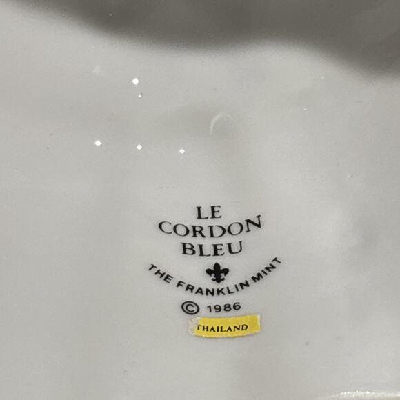Vintage Franklin Mint Le Cordon Bleu Glazed Ceramic Jello Mold STRAWBERRIES 1986 - Picture 8 of 11